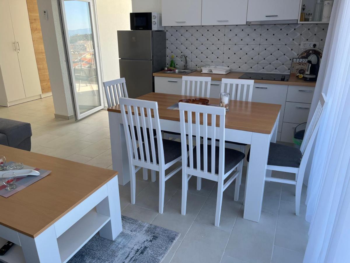 Ferienwohnung Sea View, Peaceful. Makarska Exterior foto