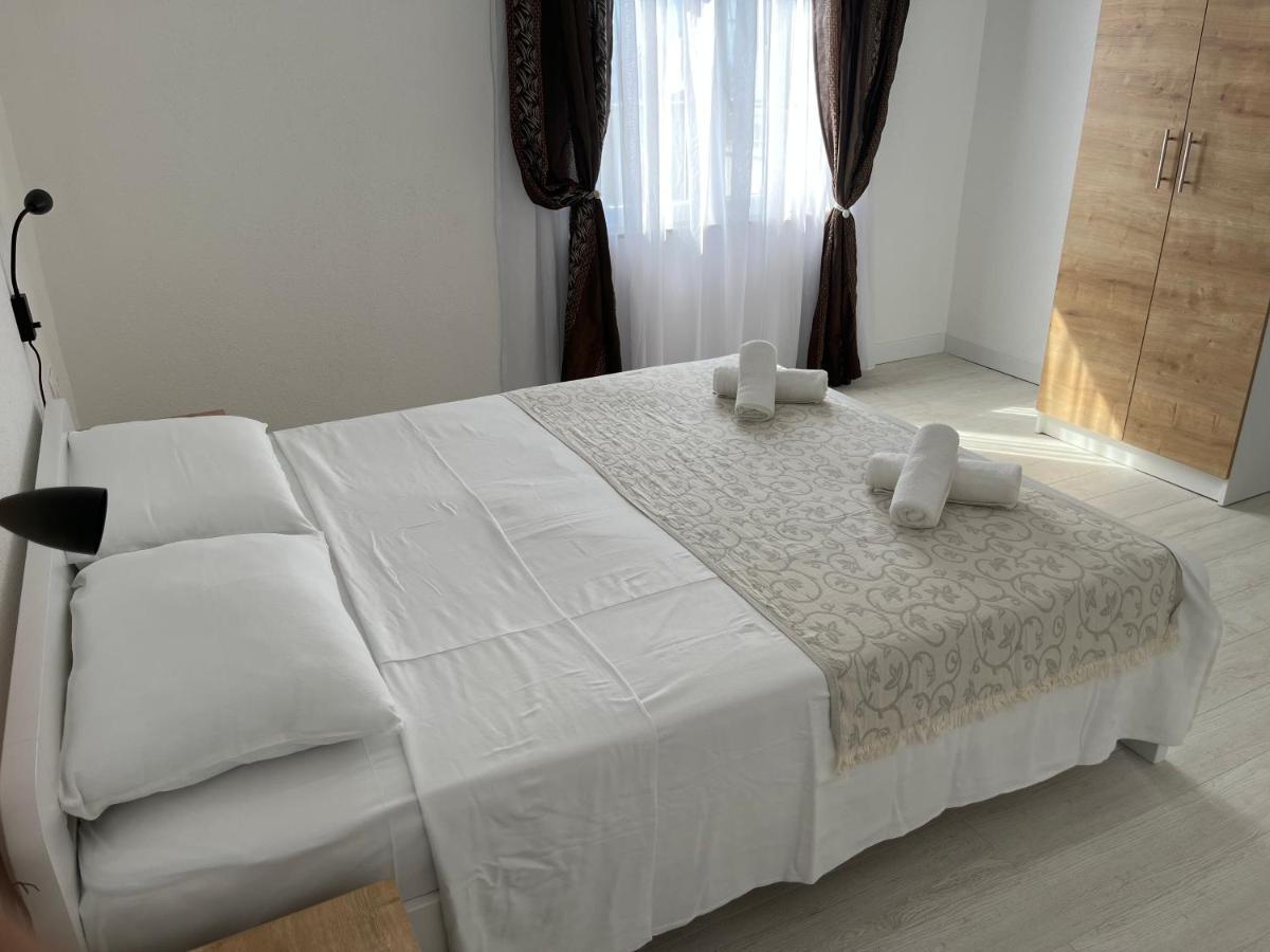 Ferienwohnung Sea View, Peaceful. Makarska Exterior foto